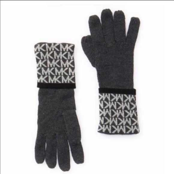 NWT Michael Kors Logo Muffler, Hat, & Gloves Set - Picture 2 of 6